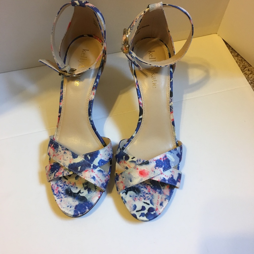 Floral ankle strap pumps